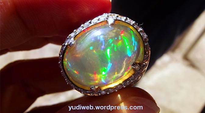  Batu  Akik Opal  Kalimaya Asal Banten  Akan Dipatenkan 